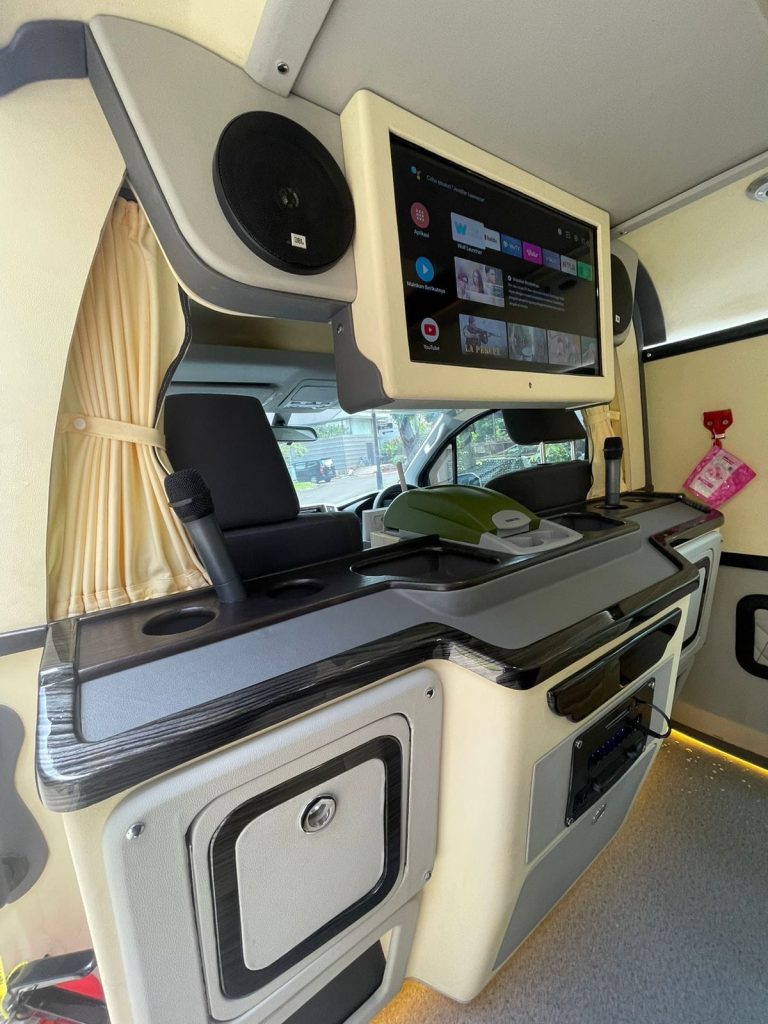 harga sewa mobil bulanan